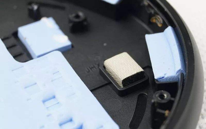 诺丰电子3.0W/m.k导热硅胶片解决无线充电器散热问题