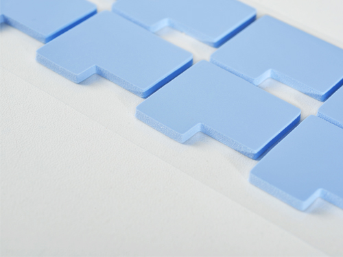 导热硅胶片带玻璃纤维布的原因是什么？带玻纤导热硅胶片的原理介绍