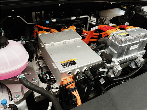 解析导热硅胶片在车载充电机的应用及优势